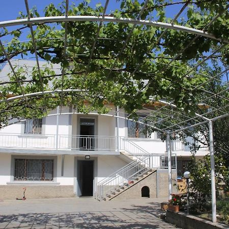 Big House Hotel Tbilisi Exterior photo